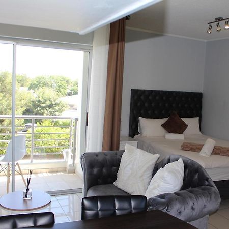 Abigail'S Studio Apartment @ Trift Tower Windhoek Ngoại thất bức ảnh