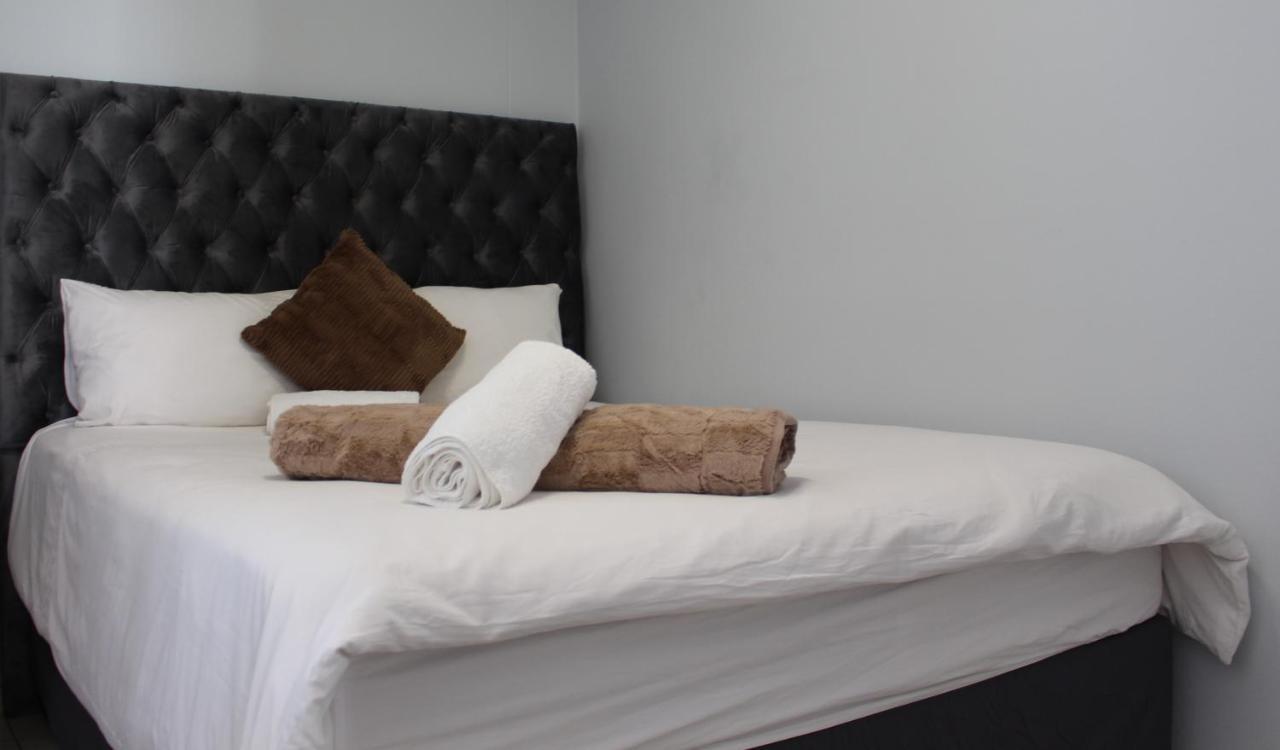 Abigail'S Studio Apartment @ Trift Tower Windhoek Ngoại thất bức ảnh